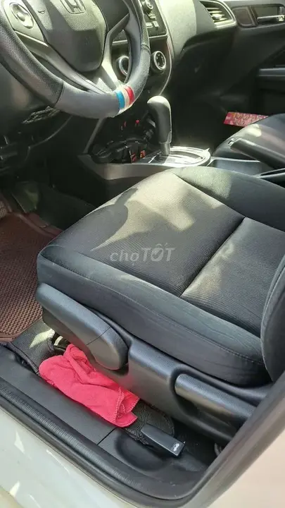Honda City photo 4