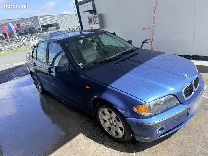 BMW Série 3 2001 photo 2