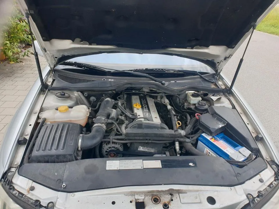 Opel Omega