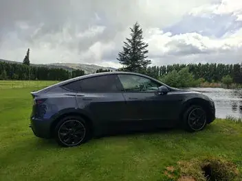 Tesla Model Y 2022 photo 3