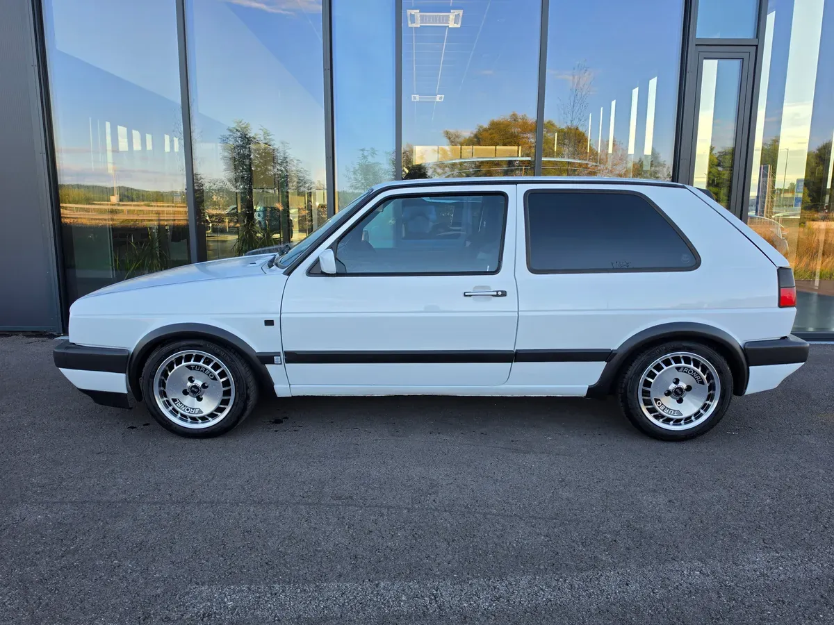 Volkswagen Golf 1991 photo 3