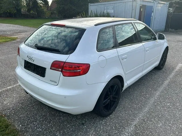Audi A3 2009 photo 2