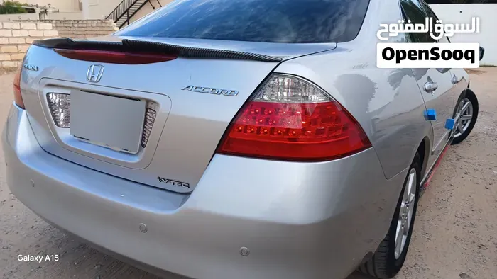 Honda Accord 2008 photo 2