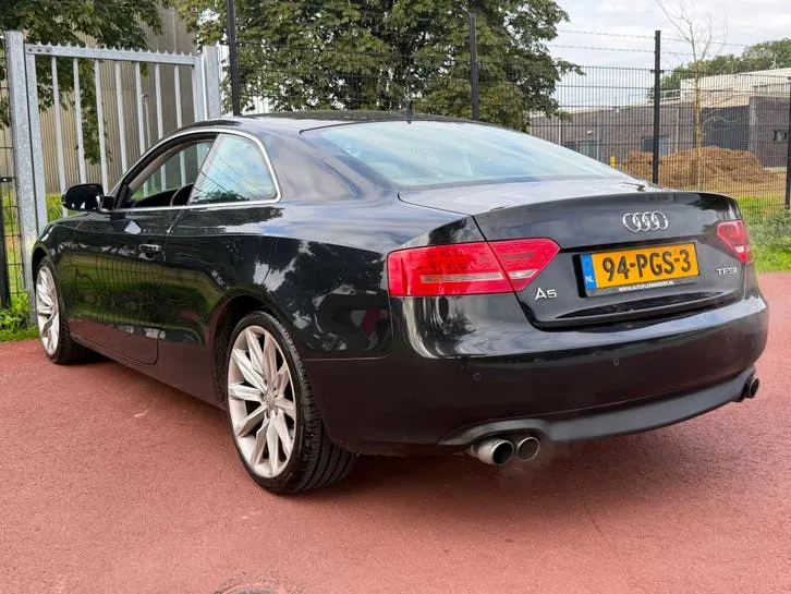 Audi A5 2011 photo 3