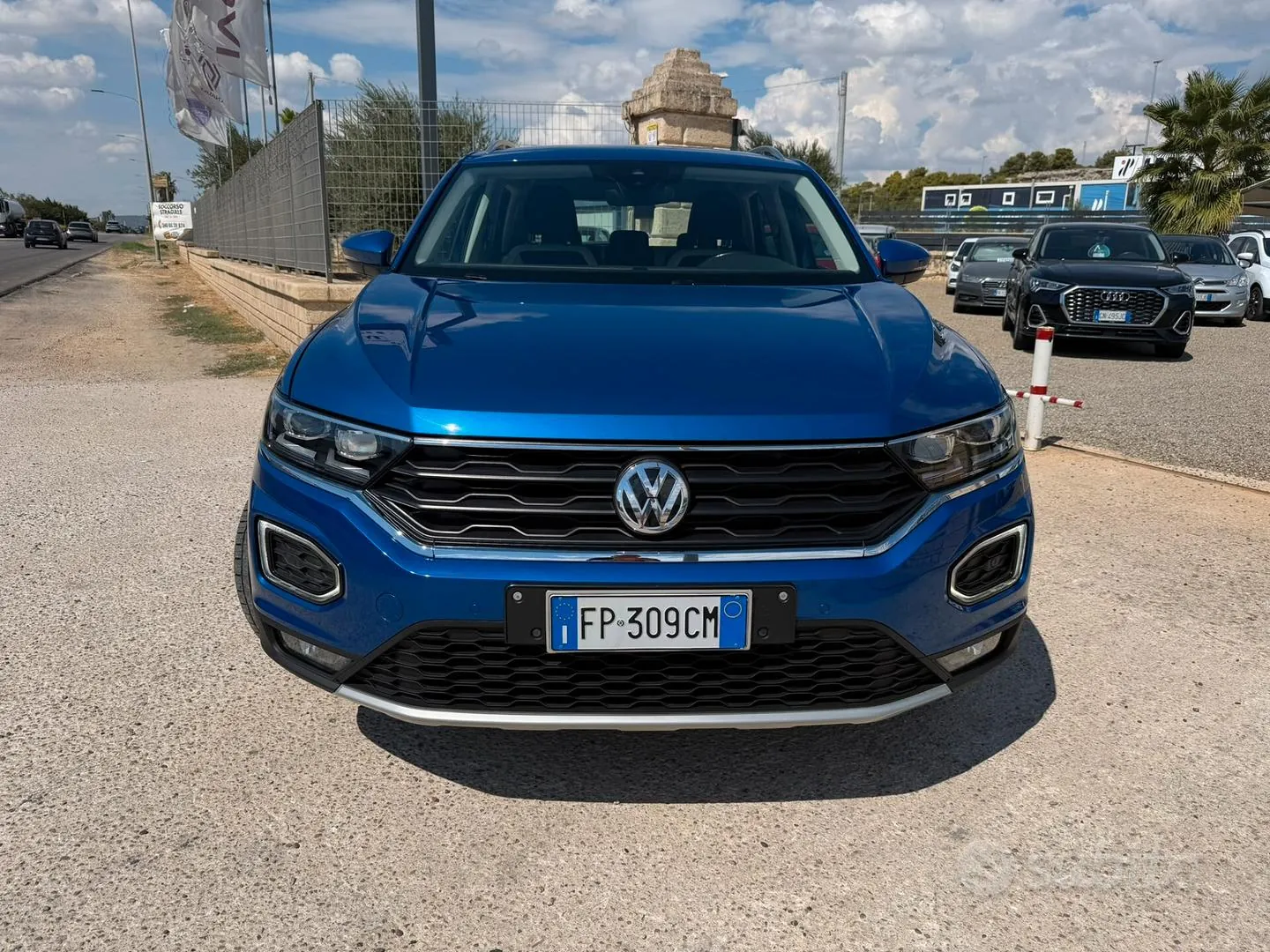 Volkswagen T-Roc 2018 photo 3