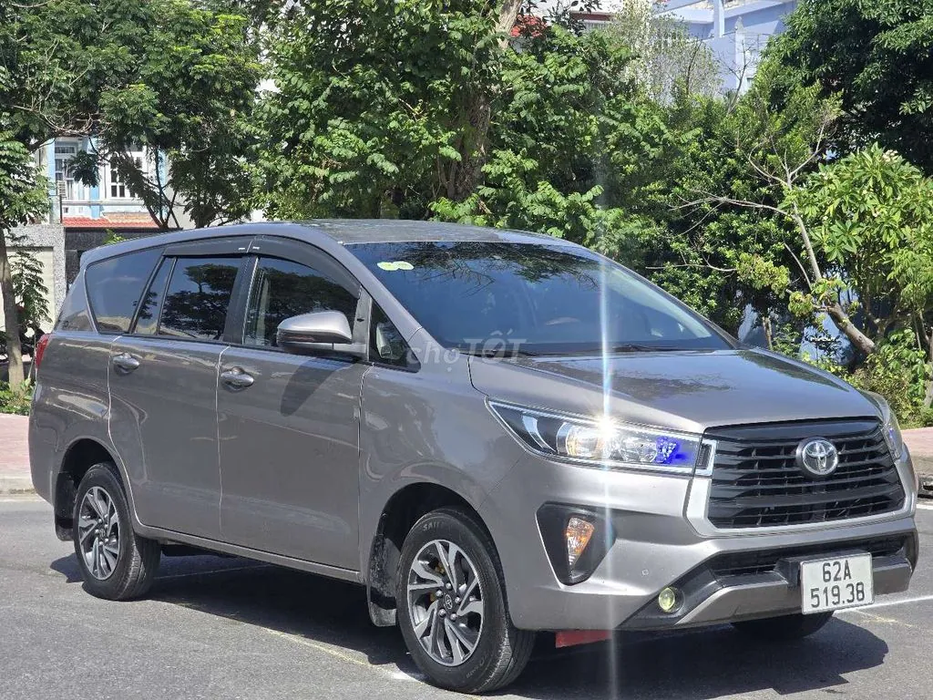 Toyota Innova 2021 photo 3