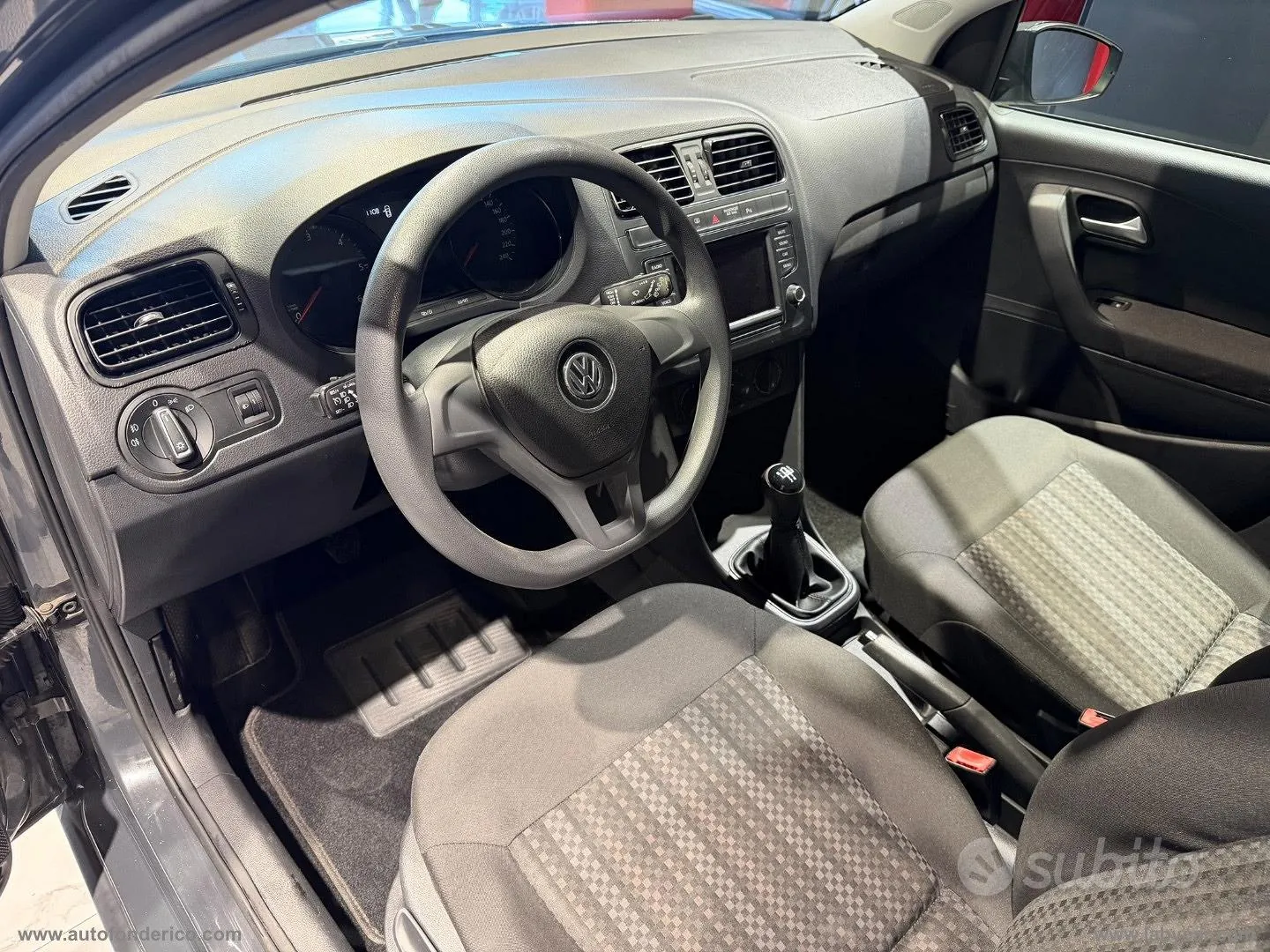 Volkswagen Polo 2016 photo 5