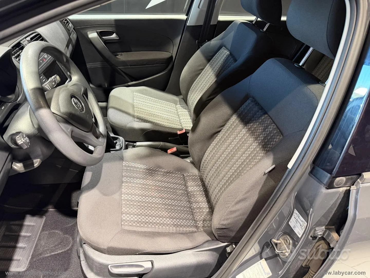 Volkswagen Polo 2016 photo 4