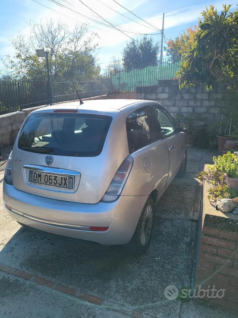 Lancia Ypsilon 2008 photo 3