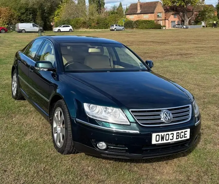 Volkswagen Phaeton 2003 photo 2