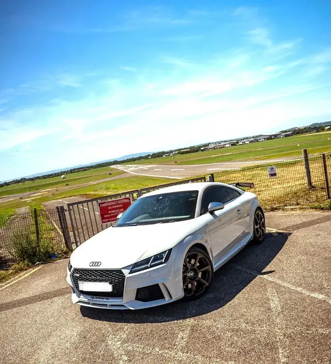 Audi Tt Rs 2016 photo 2