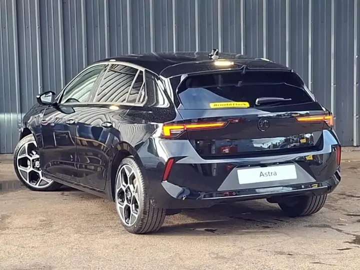 Vauxhall Astra 2026 photo 2