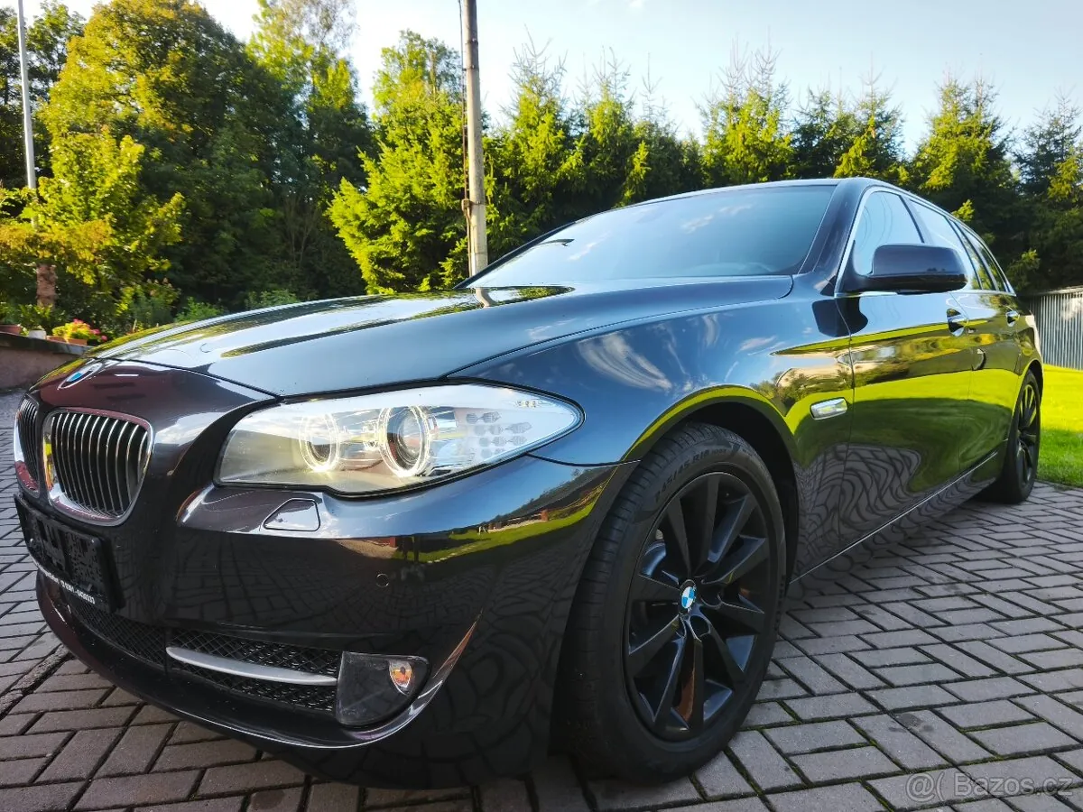 BMW 5 Series 2012 photo 4