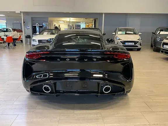 Lotus Emira 2025 photo 5
