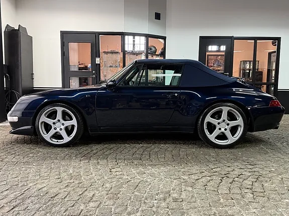 Porsche 911 1995 photo 2
