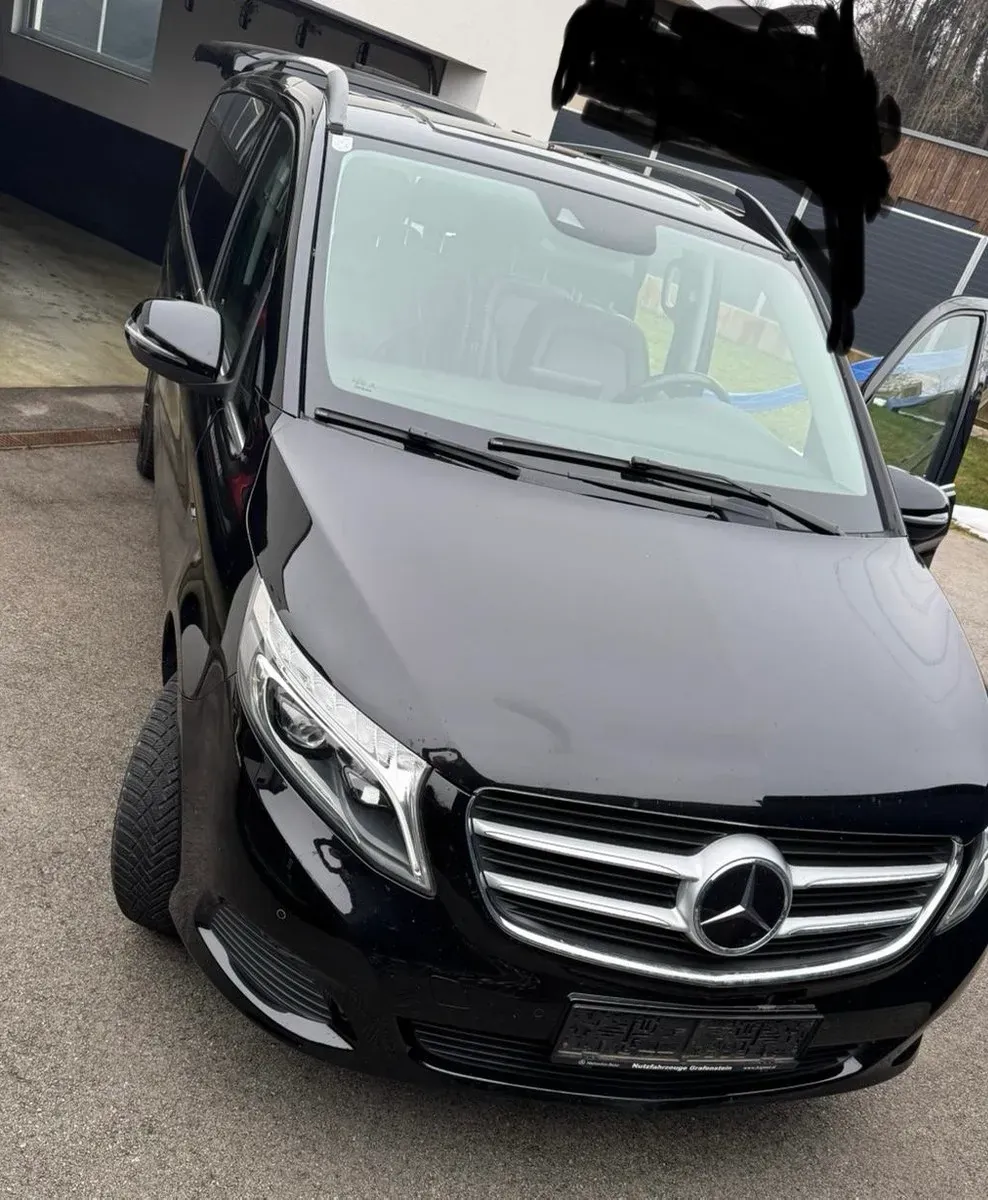 Mercedes-Benz V-Class 2017 photo 2