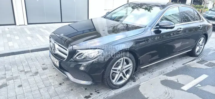 Mercedes-Benz E 220 2017 photo 4
