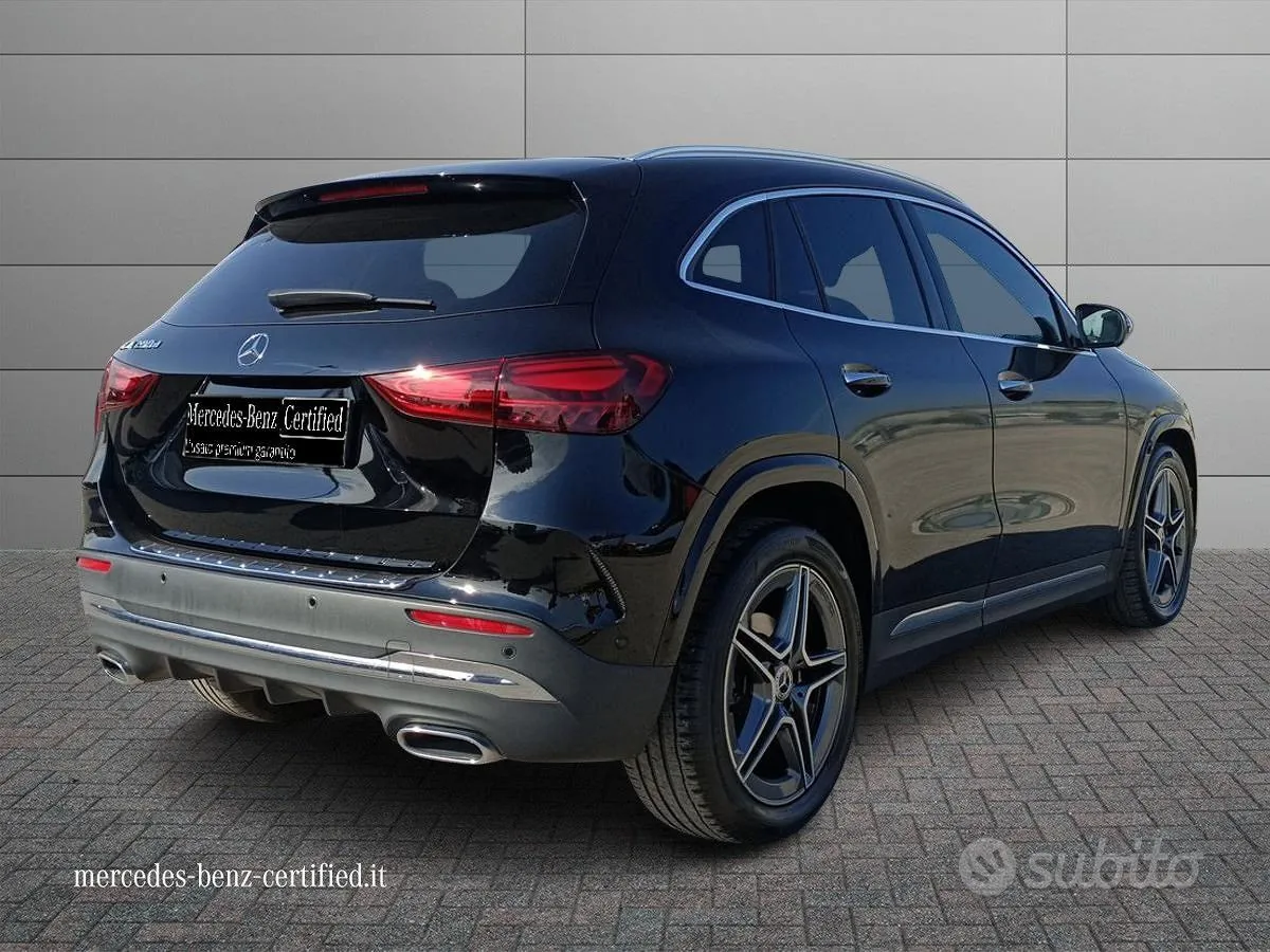 Mercedes-Benz Gla 2023 photo 2