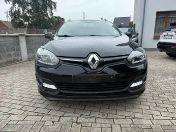 Renault Mégane 2016 photo 2