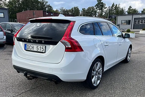 Volvo V60 2011 photo 3