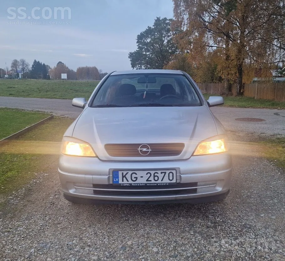 Opel Astra 2000 photo 3
