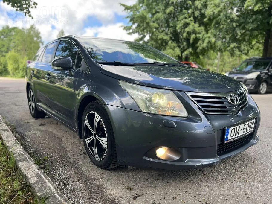 Toyota Avensis 2009 photo 2