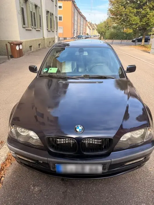 BMW 320I