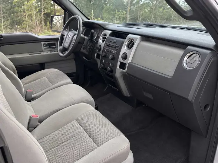 Ford F-150 2010 photo 3