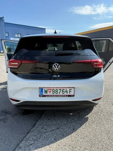 Volkswagen Id.3 2021 photo 3