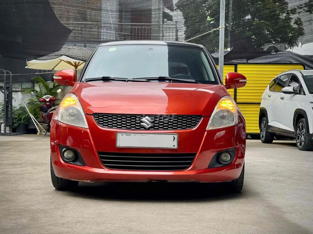 Suzuki Swift 2015 photo 3