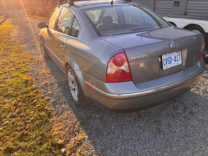 Volkswagen Passat 2001 photo 4
