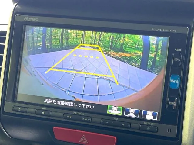 Honda N-Box 2016 photo 4