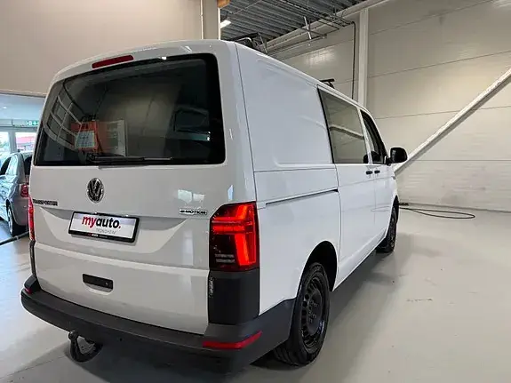 Volkswagen Transporter 2022 photo 5