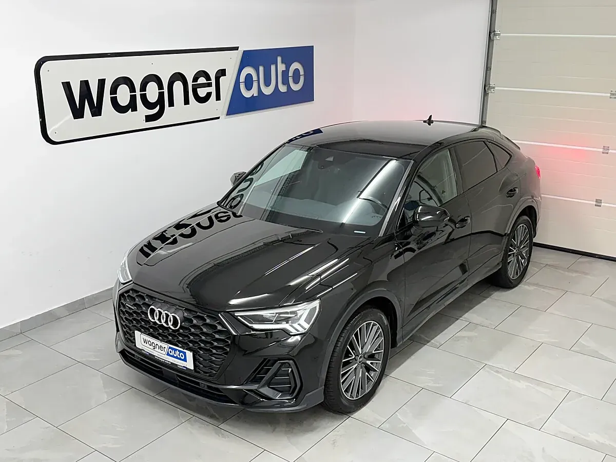 Audi Q3 2023 photo 3