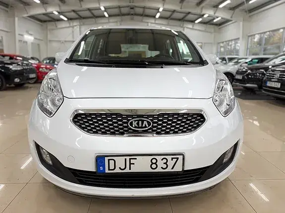 Kia Venga 2011 photo 2