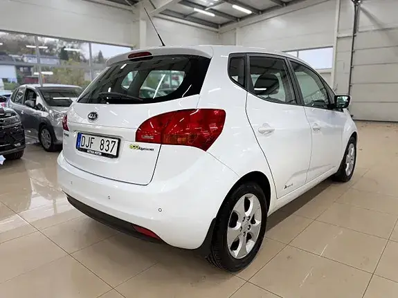 Kia Venga 2011 photo 4