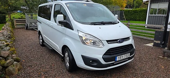 Ford Tourneo Custom 2018 photo 2