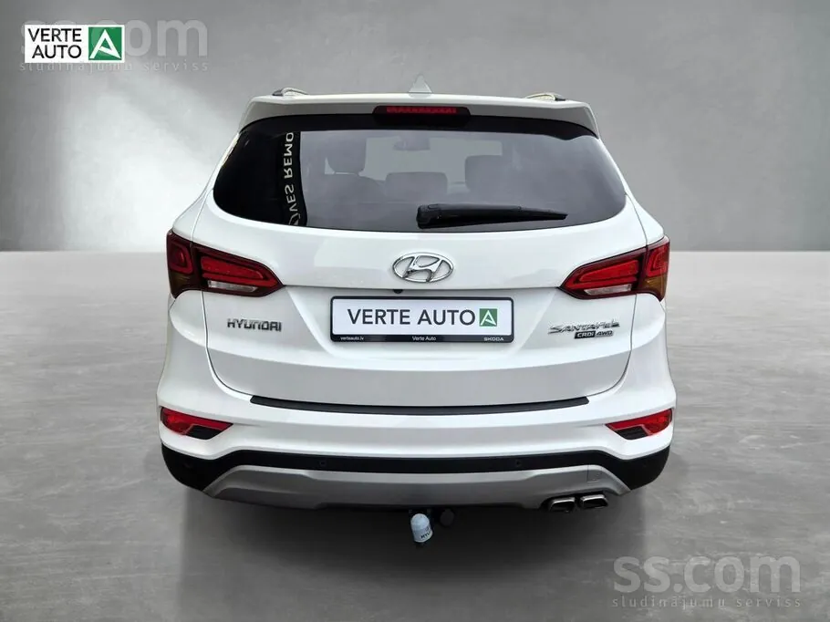 Hyundai Santa Fe 2017 photo 5
