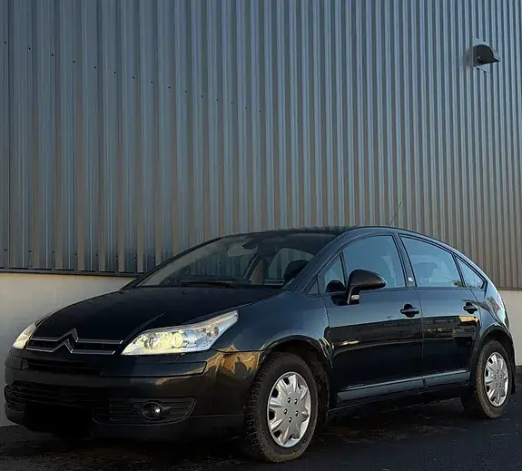 Citroen C4 2009 photo 3