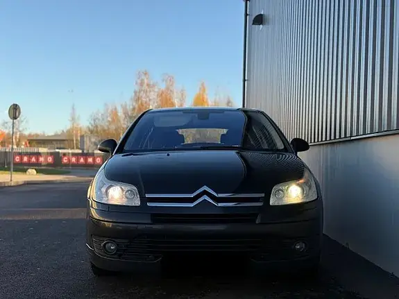 Citroen C4 2009 photo 4