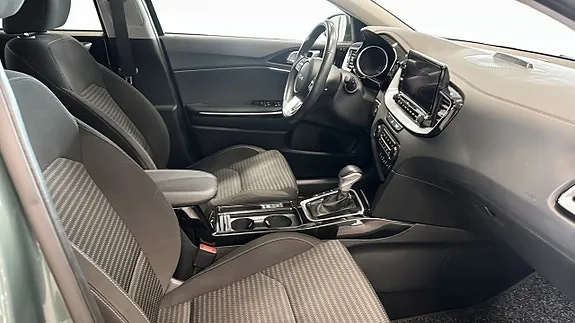Kia Ceed 2024 photo 3