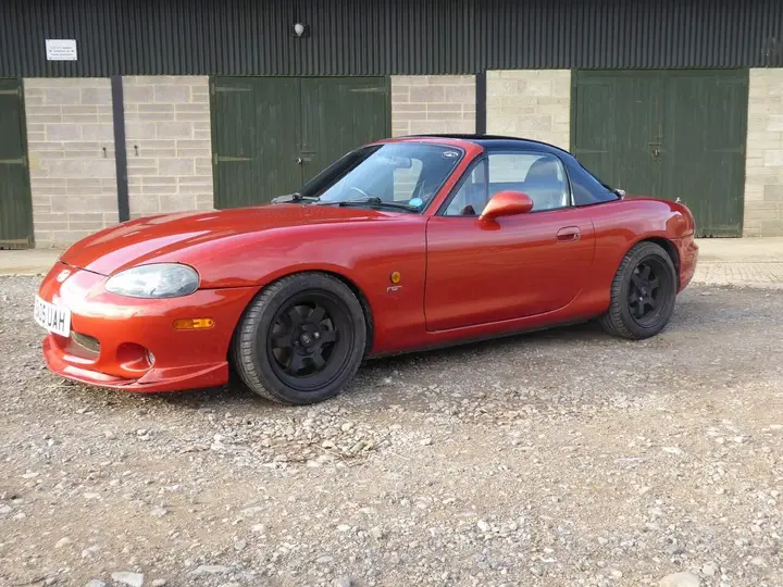 Mazda Mx-5 2005 photo 2