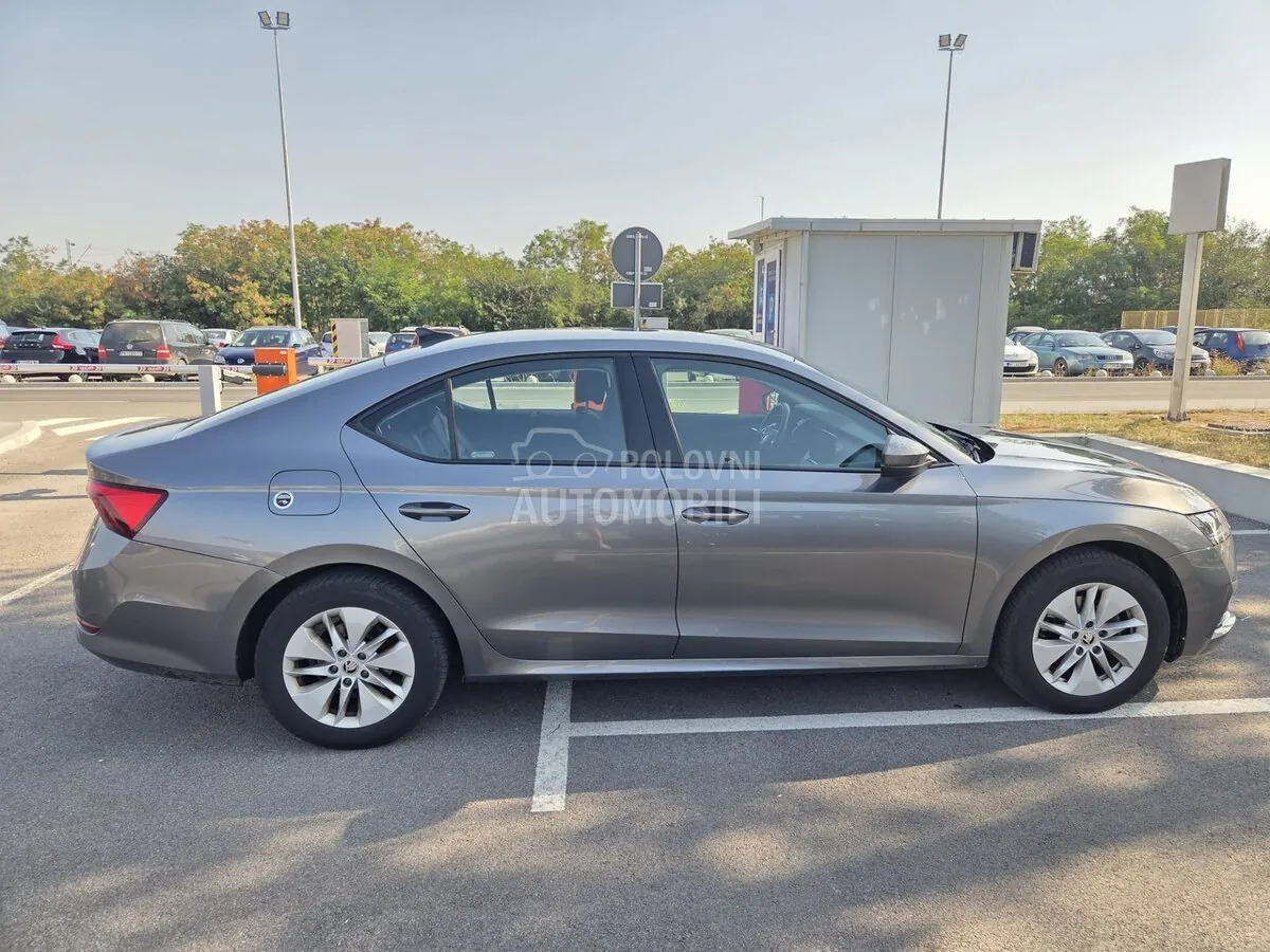 Skoda Octavia 2023 photo 4