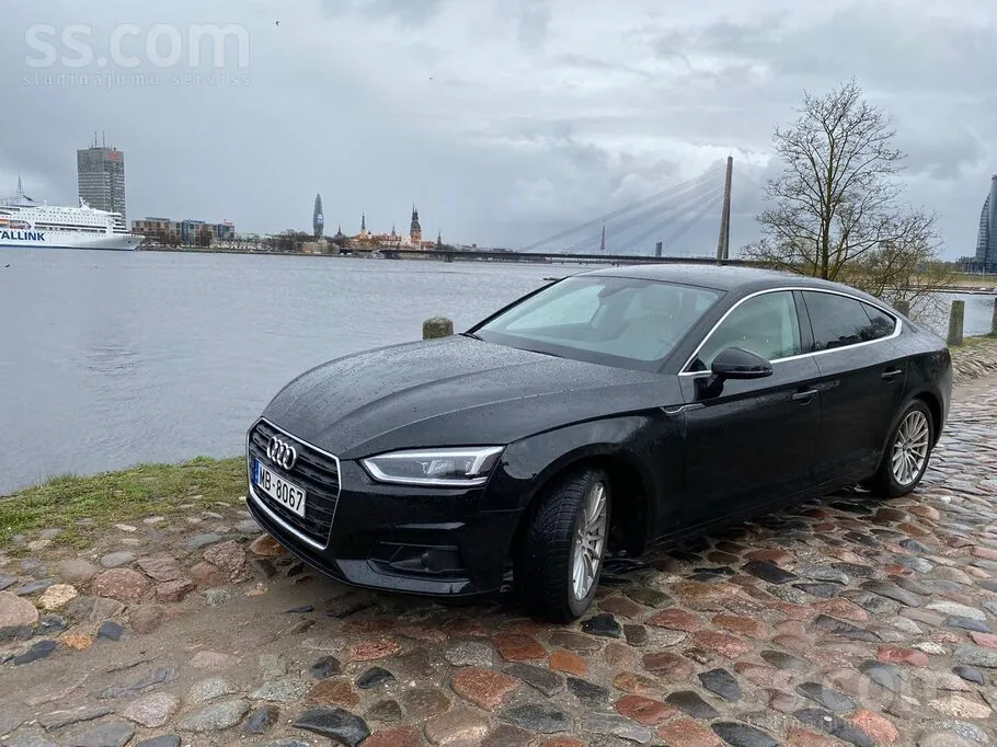 Audi A5 2019 photo 2