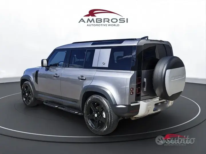 Land Rover Defender 2023 photo 4