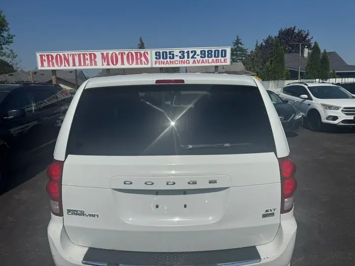 Dodge Grand Caravan 2017 photo 5