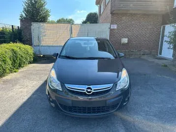 Opel Corsa 2013 photo 2