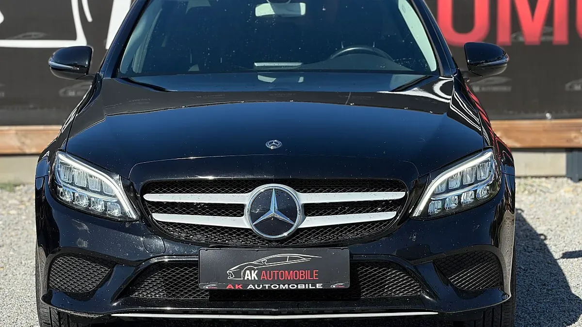 Mercedes-Benz C-Class 2019 photo 3
