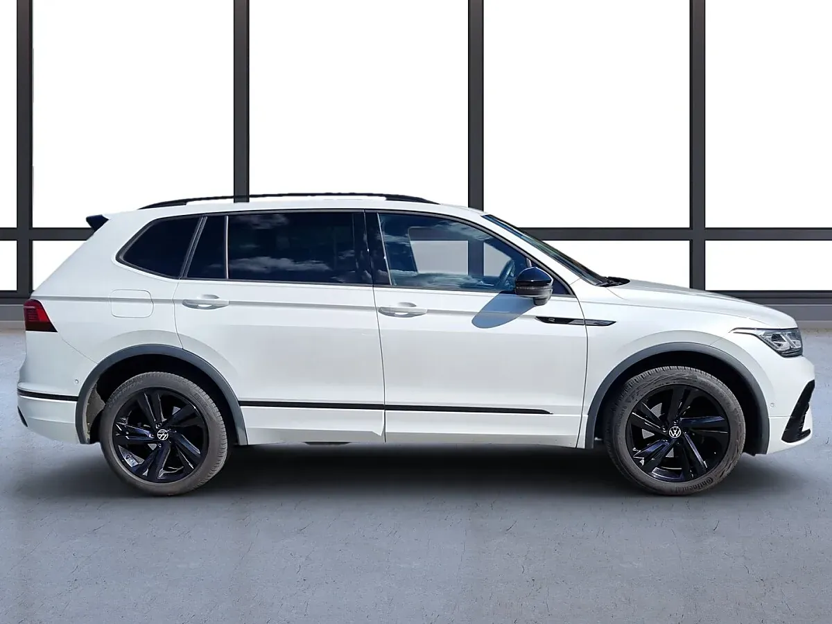 Volkswagen Tiguan Allspace 2023 photo 3