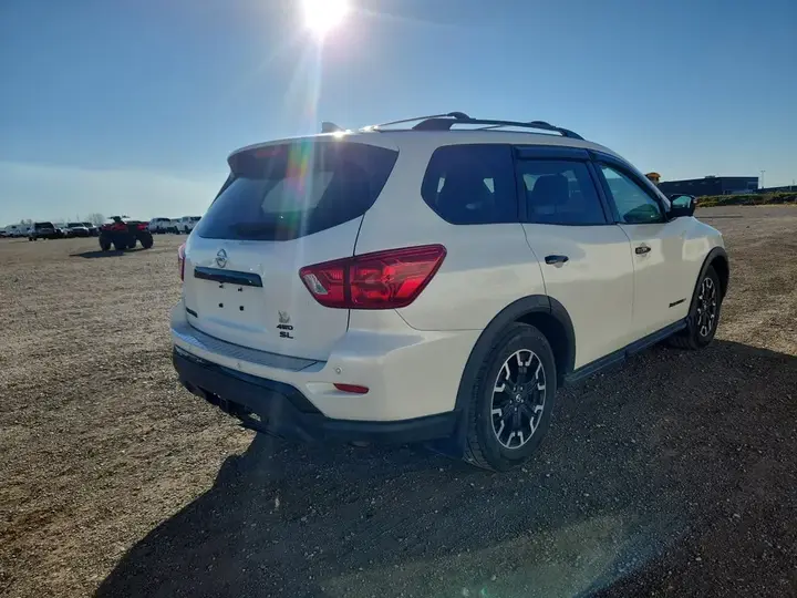 Nissan Pathfinder 2019 photo 4